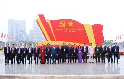 Hoạt động của đoàn đại biểu TP. Huế trong phiên khai mạc Đại hội đại biểu toàn quốc lần thứ XIV của Đảng