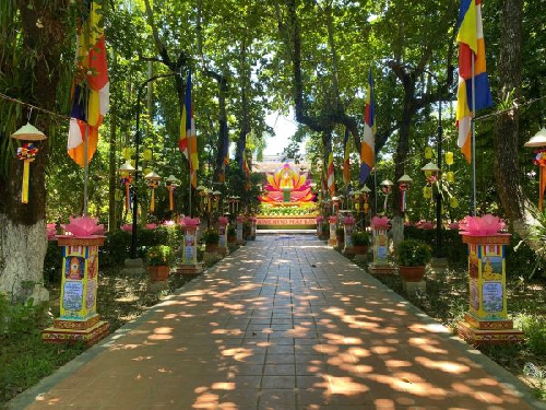 Huế rực rỡ trước thềm Đại lễ Phật đản Phật lịch 2570