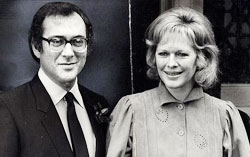 Antonia Fraser tiết lộ những bài thơ tình của Harold Pinter