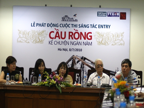 Cùng khám phá cầu Long Biên