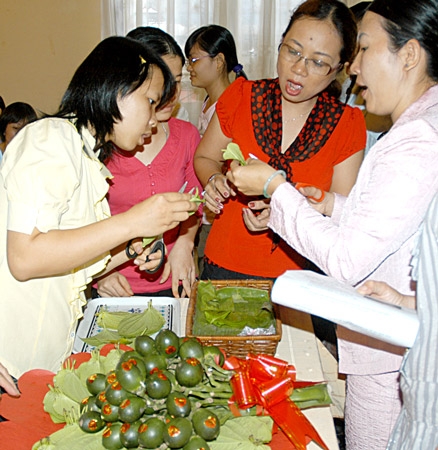 Nhân Ngày Gia đình VN 28-6: Văn hóa trầu cau...