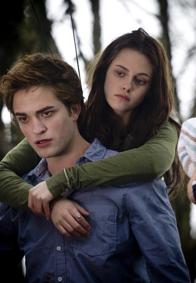 Ma cà rồng của 'Twilight' bị chê không đáng sợ