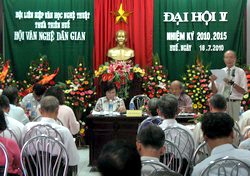 Đại hội Hội Văn nghệ Dân gian lần thứ V, nhiệm kỳ 2010 - 2015. 