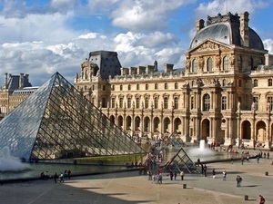 Bảo tàng Louvre đã quyên đủ tiền mua Ba mỹ nữ