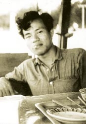 Nhà thơ Trần Quang Long và Tiếng hát những người đi tới