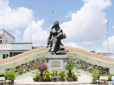 Làng tiến sĩ bên sông Tiền