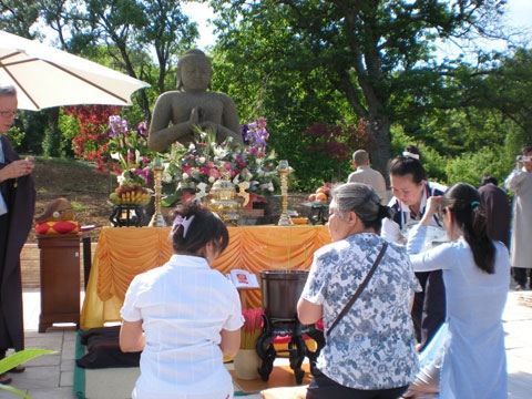 Tết Vu lan xa xứ