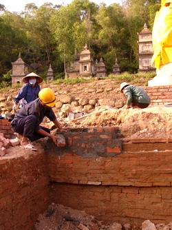 Triển lãm và hội thảo mỹ thuật, di sản thời Lý: Cùng với tôn vinh, cần lên tiếng bảo vệ di sản