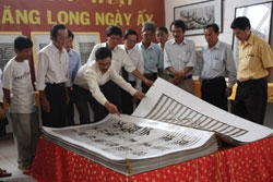 Bình Ngô đại cáo nặng 200 kg