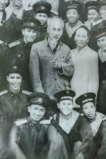 Tư tưởng Hồ Chí Minh về nhân cách người công an cách mạng