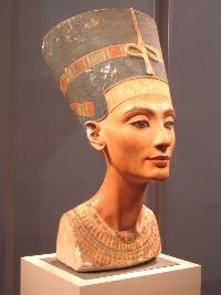 Ai Cập chính thức yêu cầu Đức trao trả bức tượng Nefertiti 